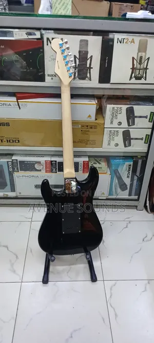 Fender Stratocaster Solo/Lead Electric Guitar
