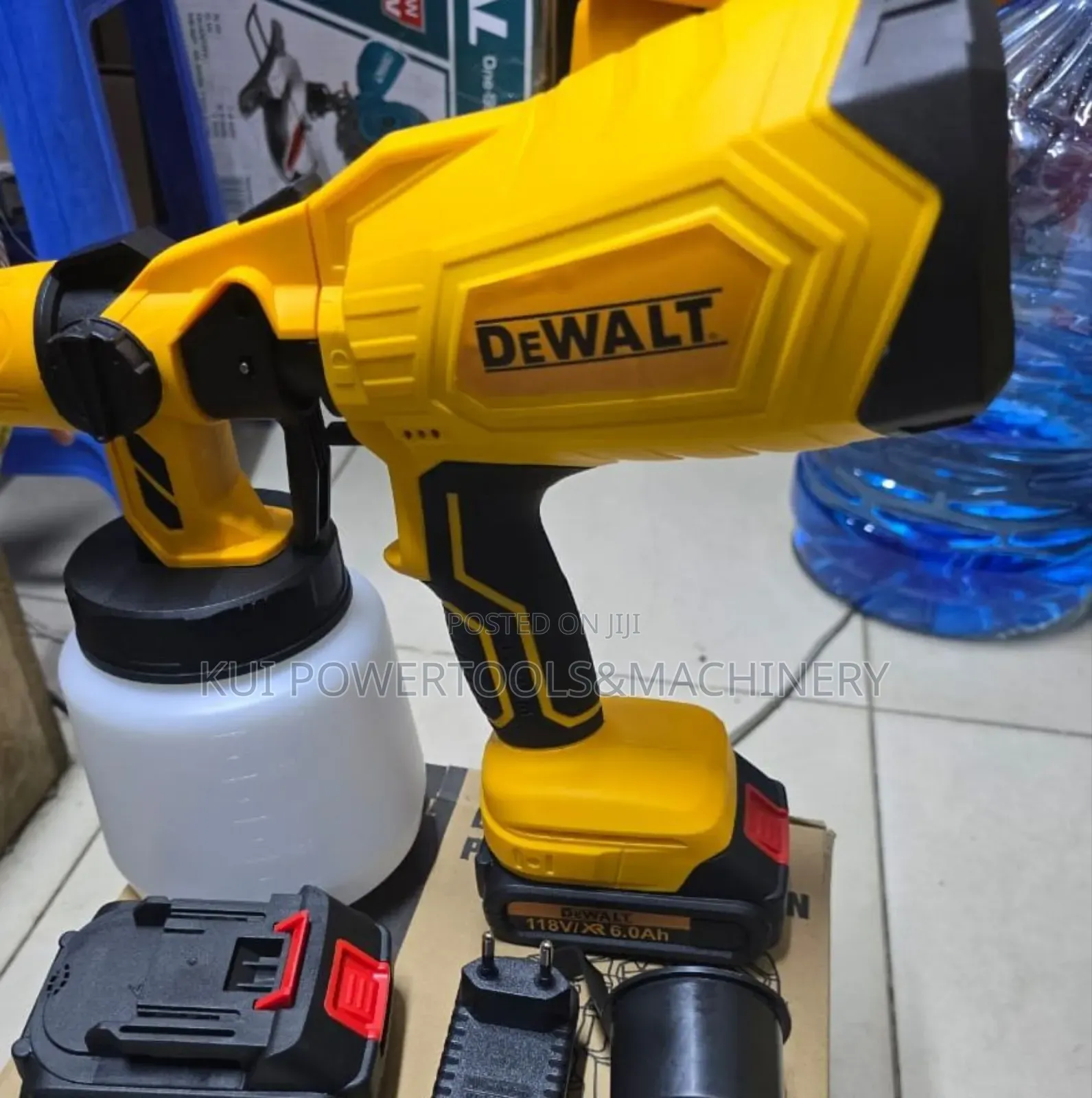 Dewalt Cordless Spray Gun / Cordless Painter