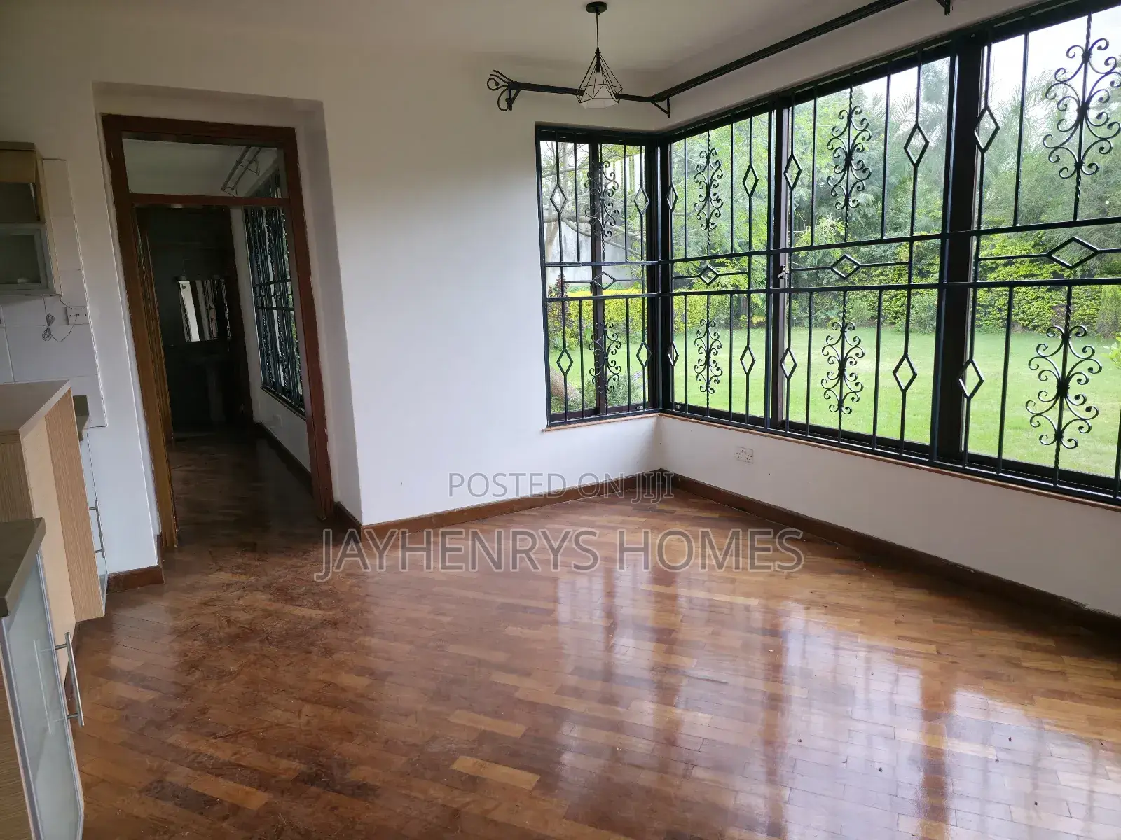 4bdrm House in Ridgeways for sale