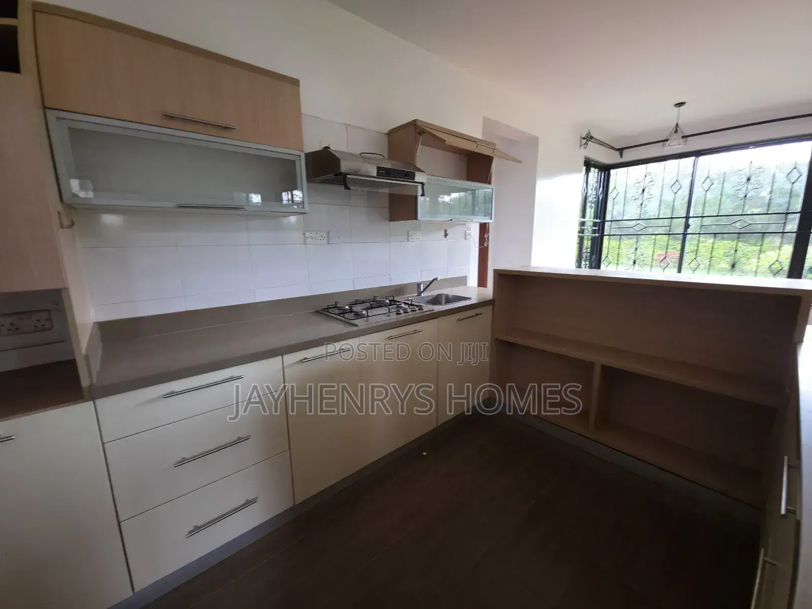 4bdrm House in Ridgeways for sale