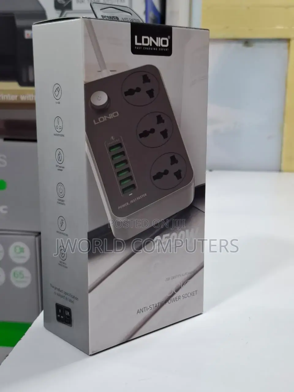 Generic 3 Ac Socket Usb Charger, Black Grey