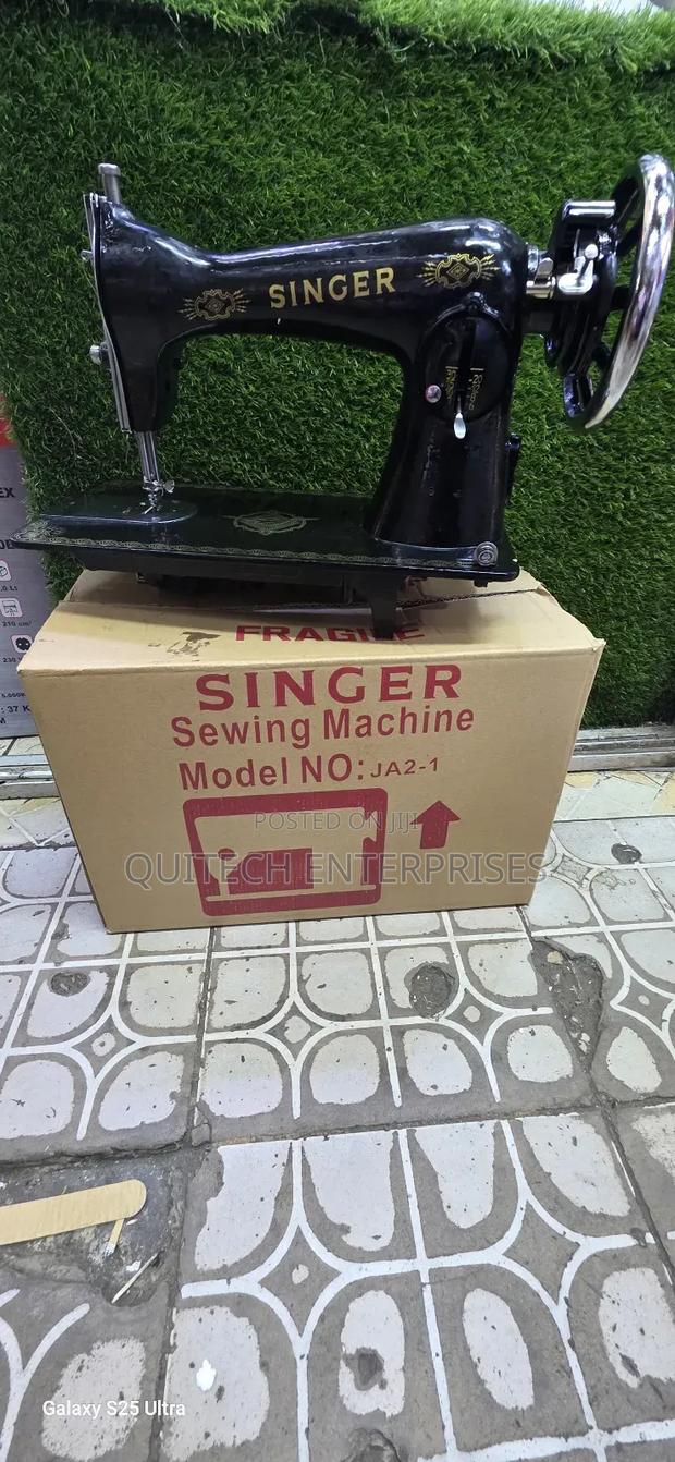 Singer Industrial Sewing Machine