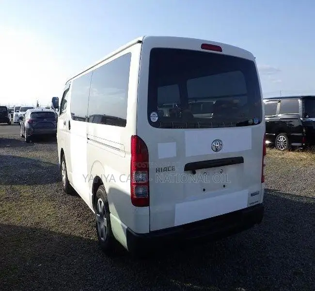 Toyota HiAce 2020 White