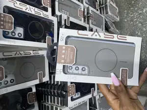 Qwert Syndee Magnetic Case for Samsung Galaxy S22 Plus