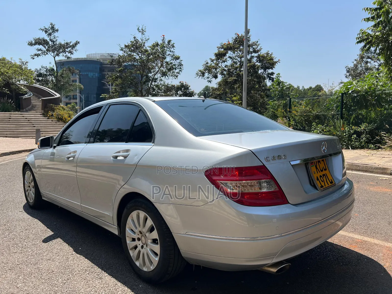 Mercedes-Benz C200 2010 Gray