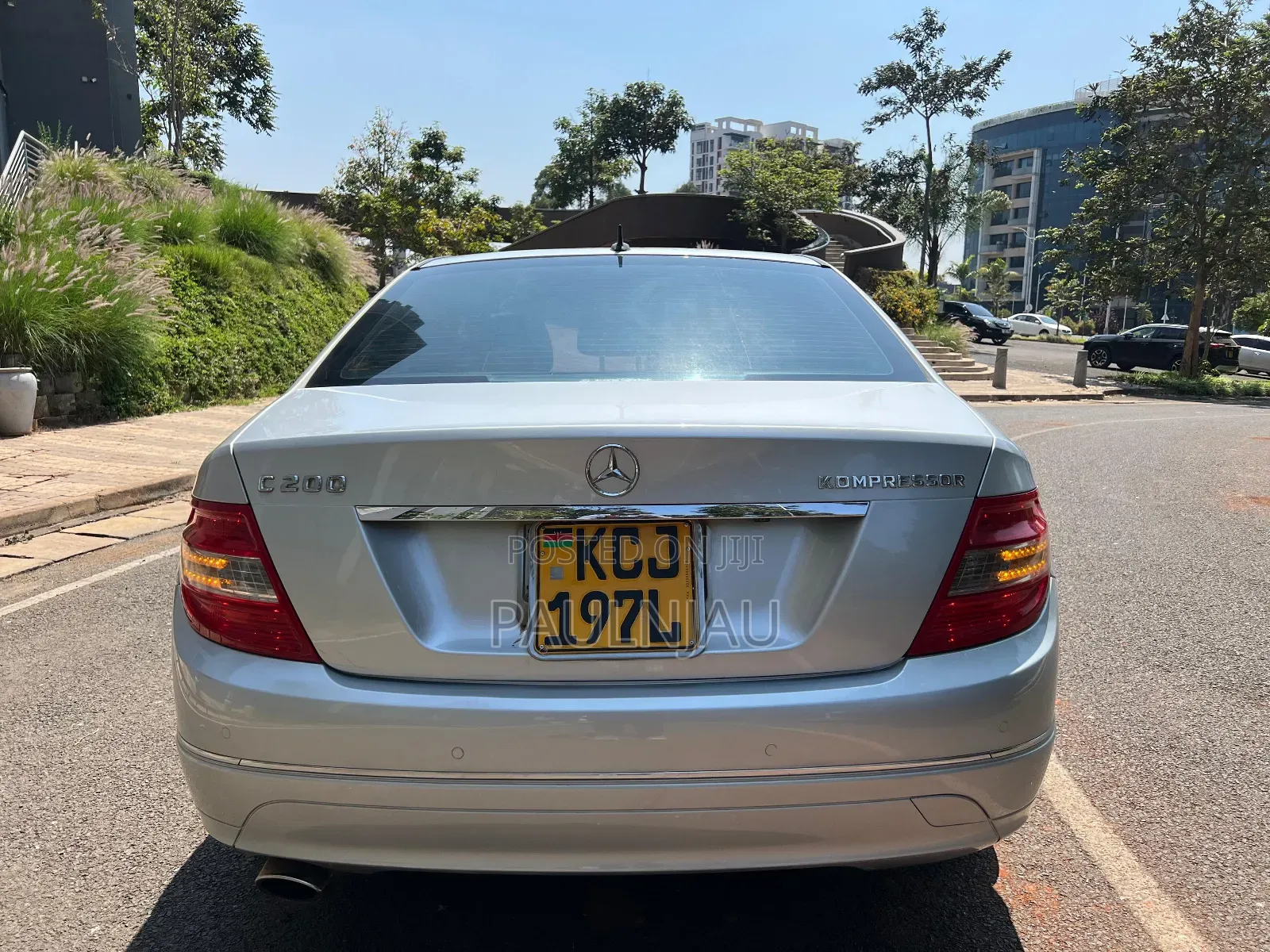 Mercedes-Benz C200 2010 Gray