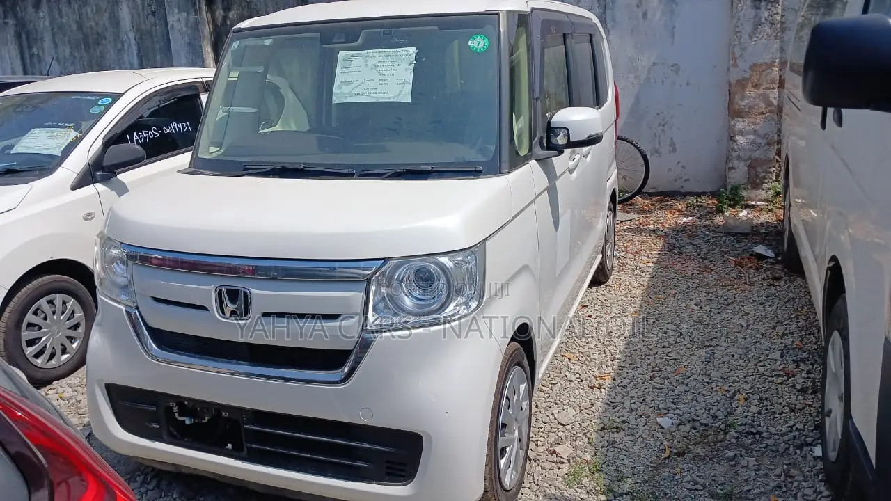 Honda N-Box 2019 White