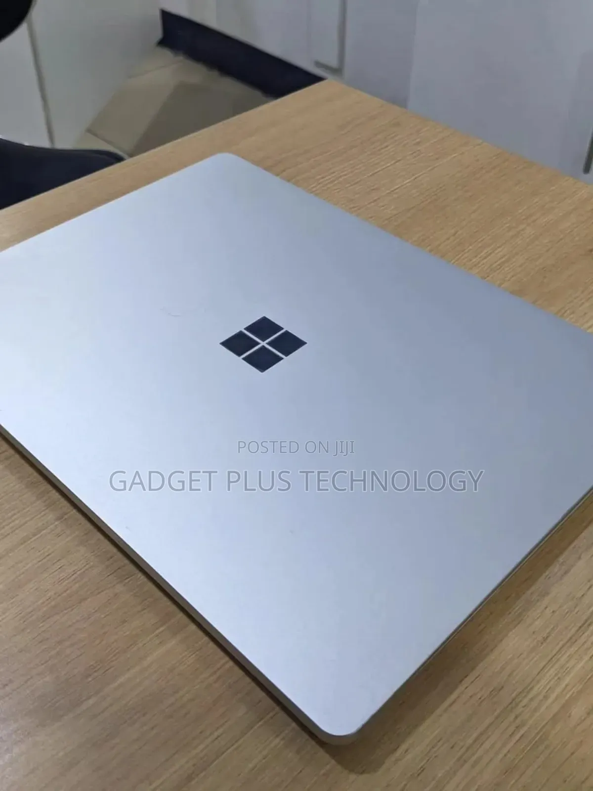 Laptop Microsoft Surface Go 16GB Intel Core I5 SSD 256GB