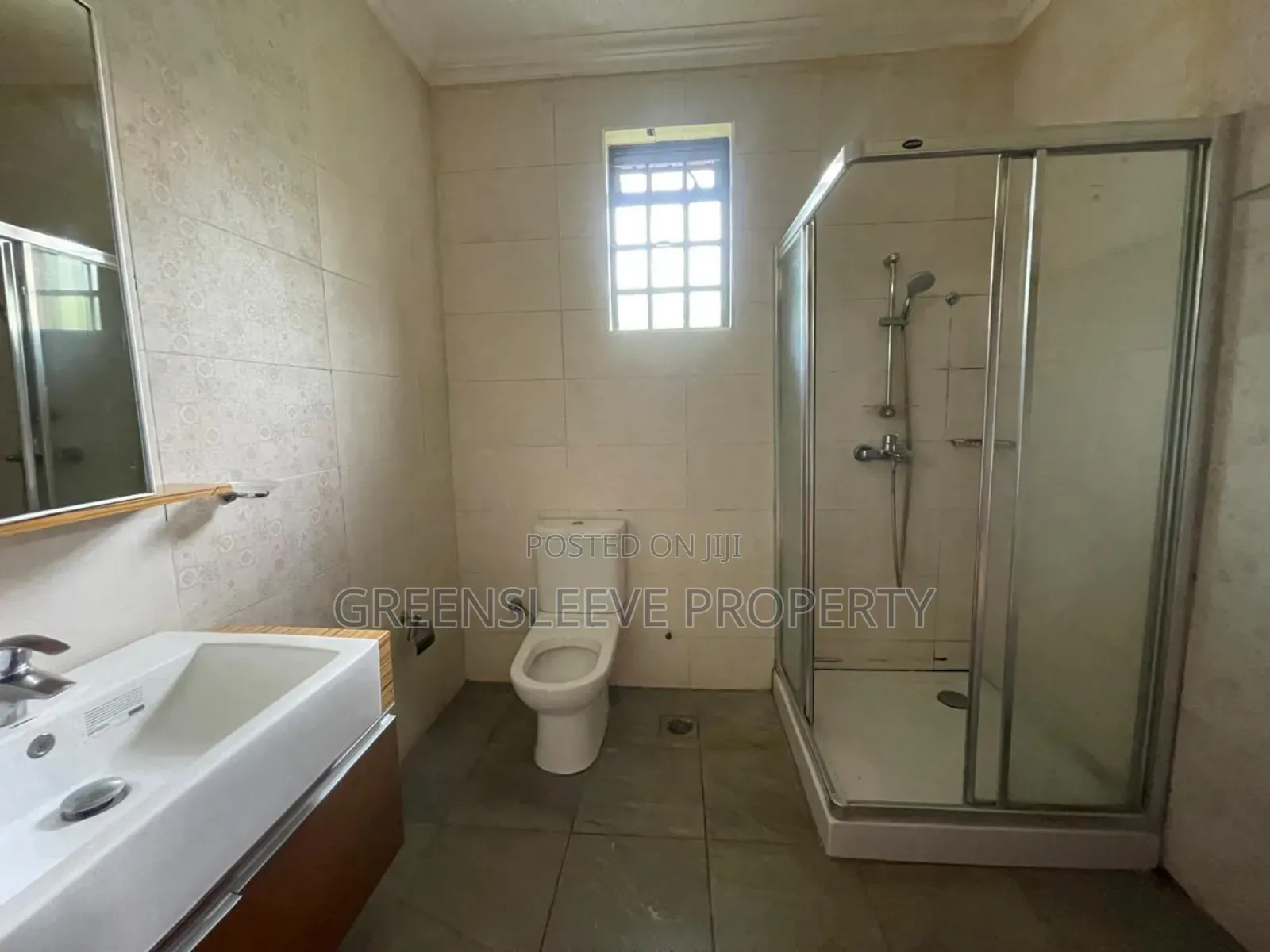 5bdrm Townhouse / Terrace in Karen for rent