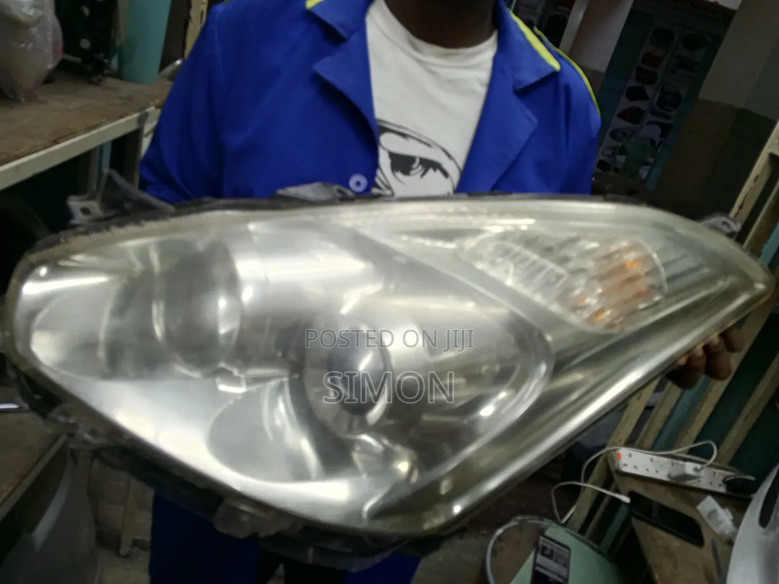 Wish 2005 Headlight