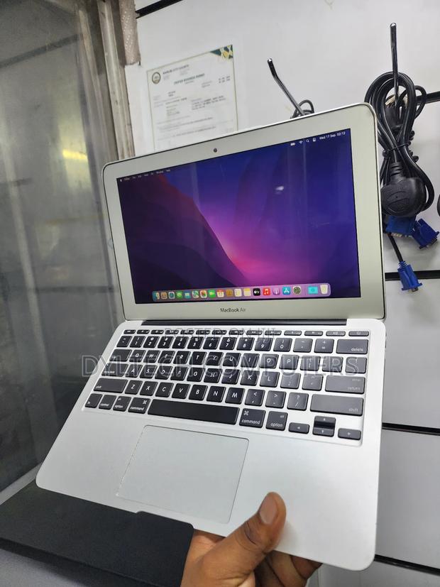 Laptop Apple MacBook Air 8GB Intel Core I5 SSD 128GB - main view