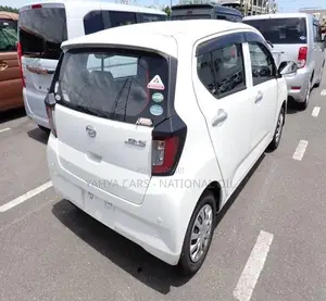 Daihatsu Mira 2020