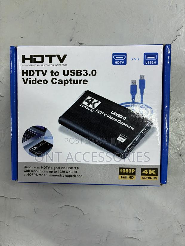 Capture Card With Loop Out - main view