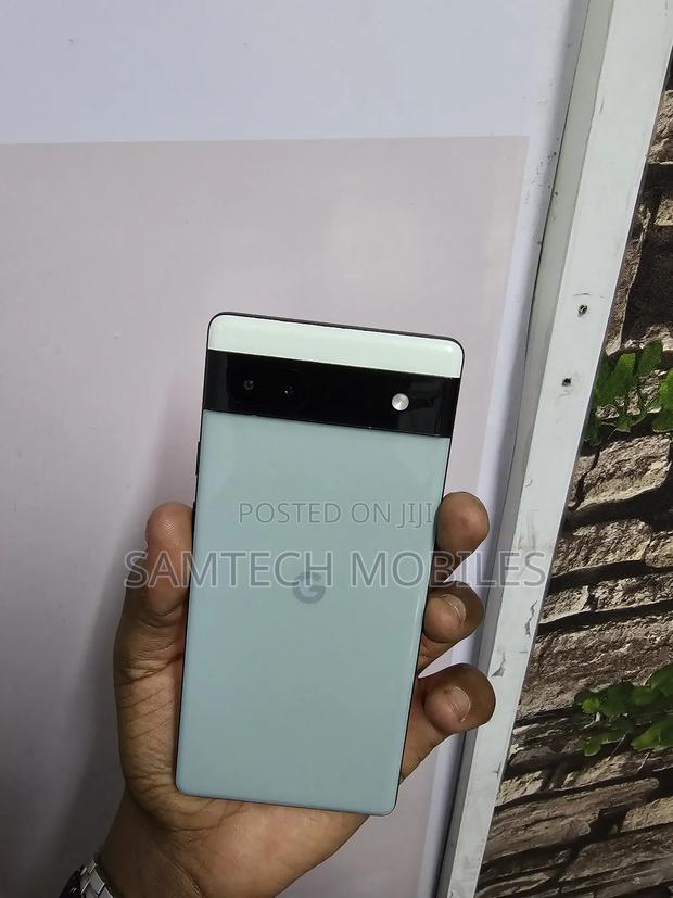 Google Pixel 6a 128 GB Gray - main view