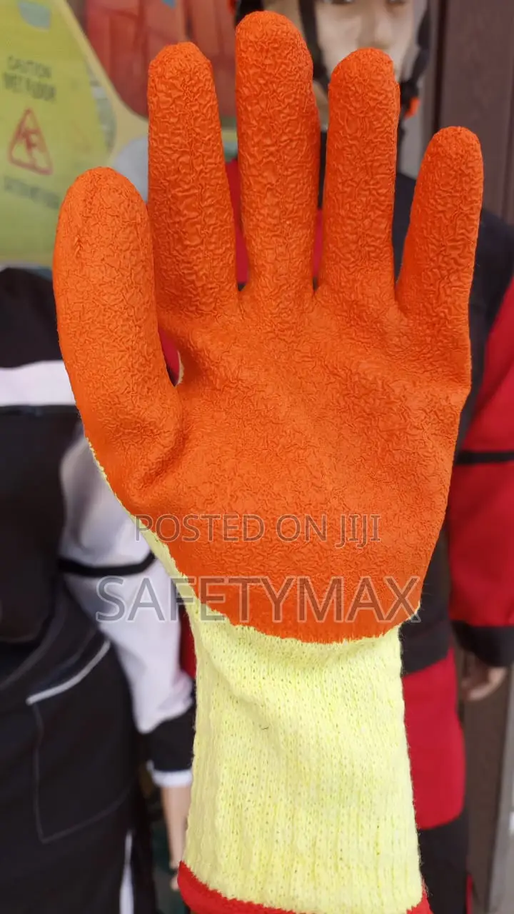 Grip Gloves With En Standards
