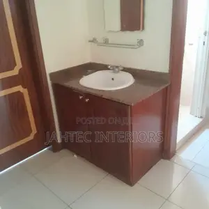 Quality Kitchen Cupboards Instoller