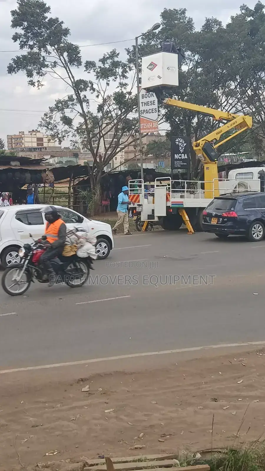 Crane (Man Lift )For Hire