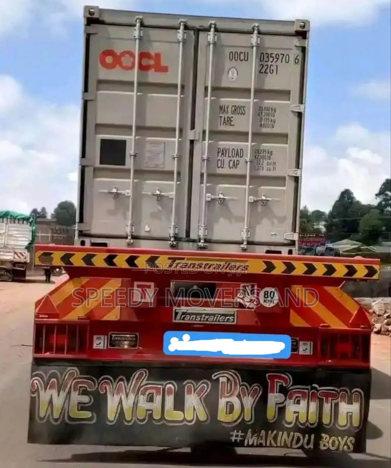 Highsided, Flatbed Trailers Accessible for Jobs