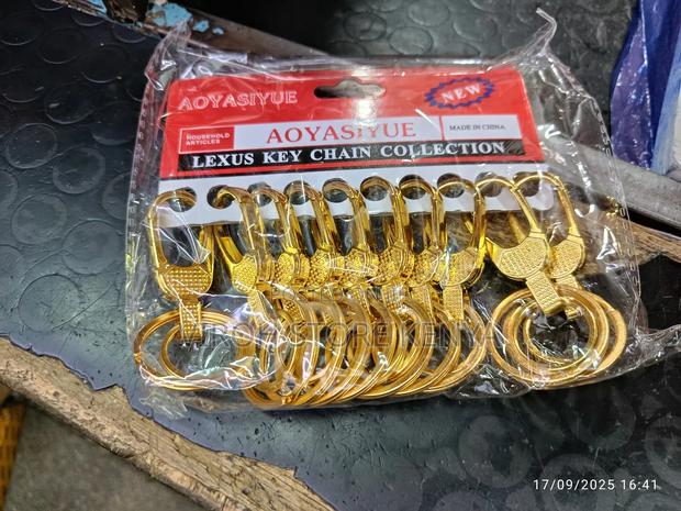 Keyholder Dozen - thumbnail 2