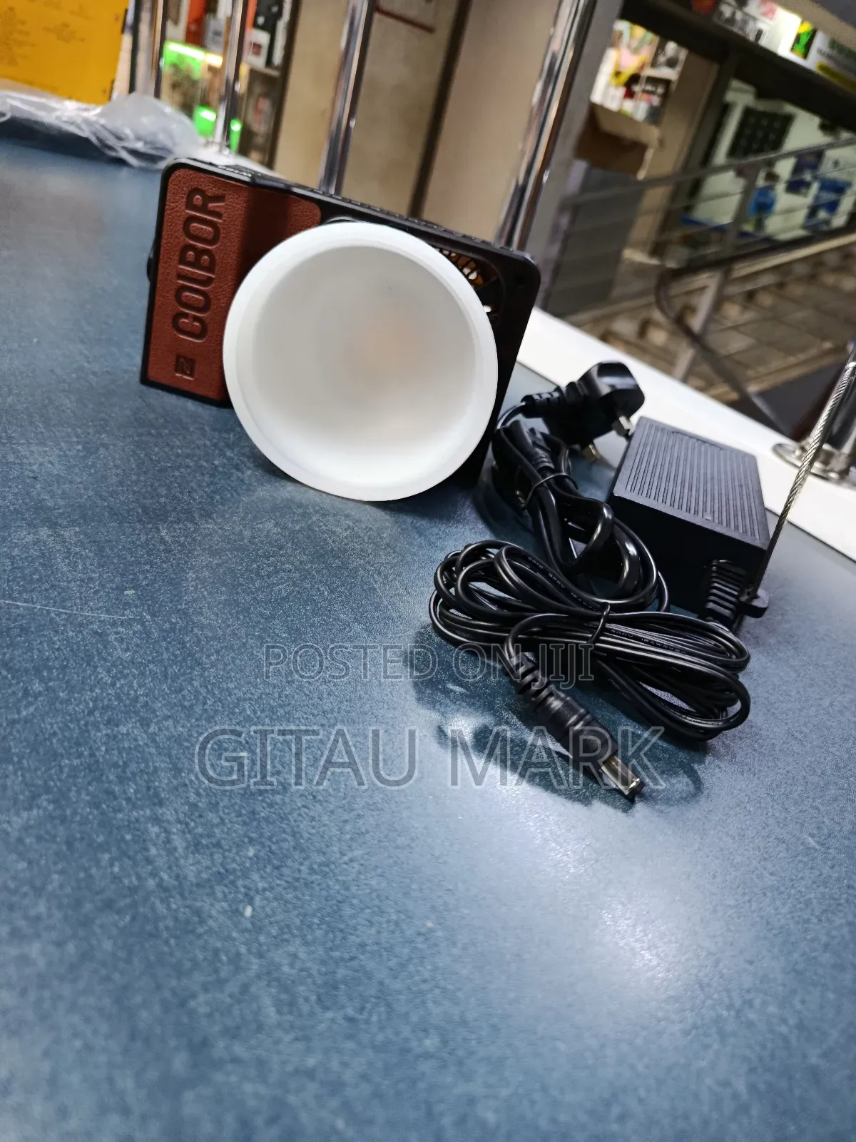 Colbor W100 Pocket Cob Videolight