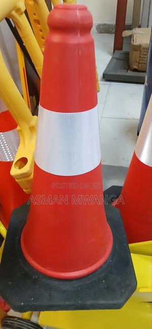Highway Traffic Cones - thumbnail 2