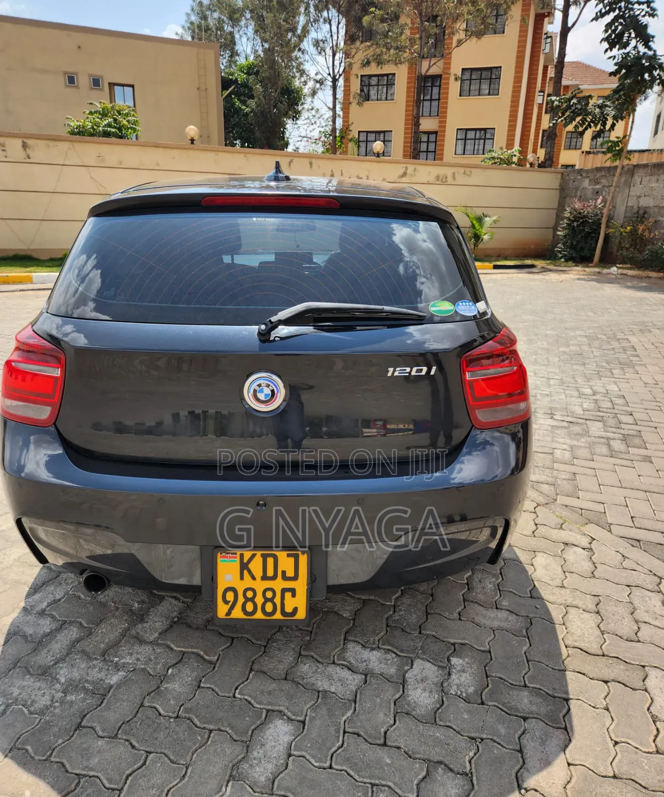 BMW 120i 2015 Black