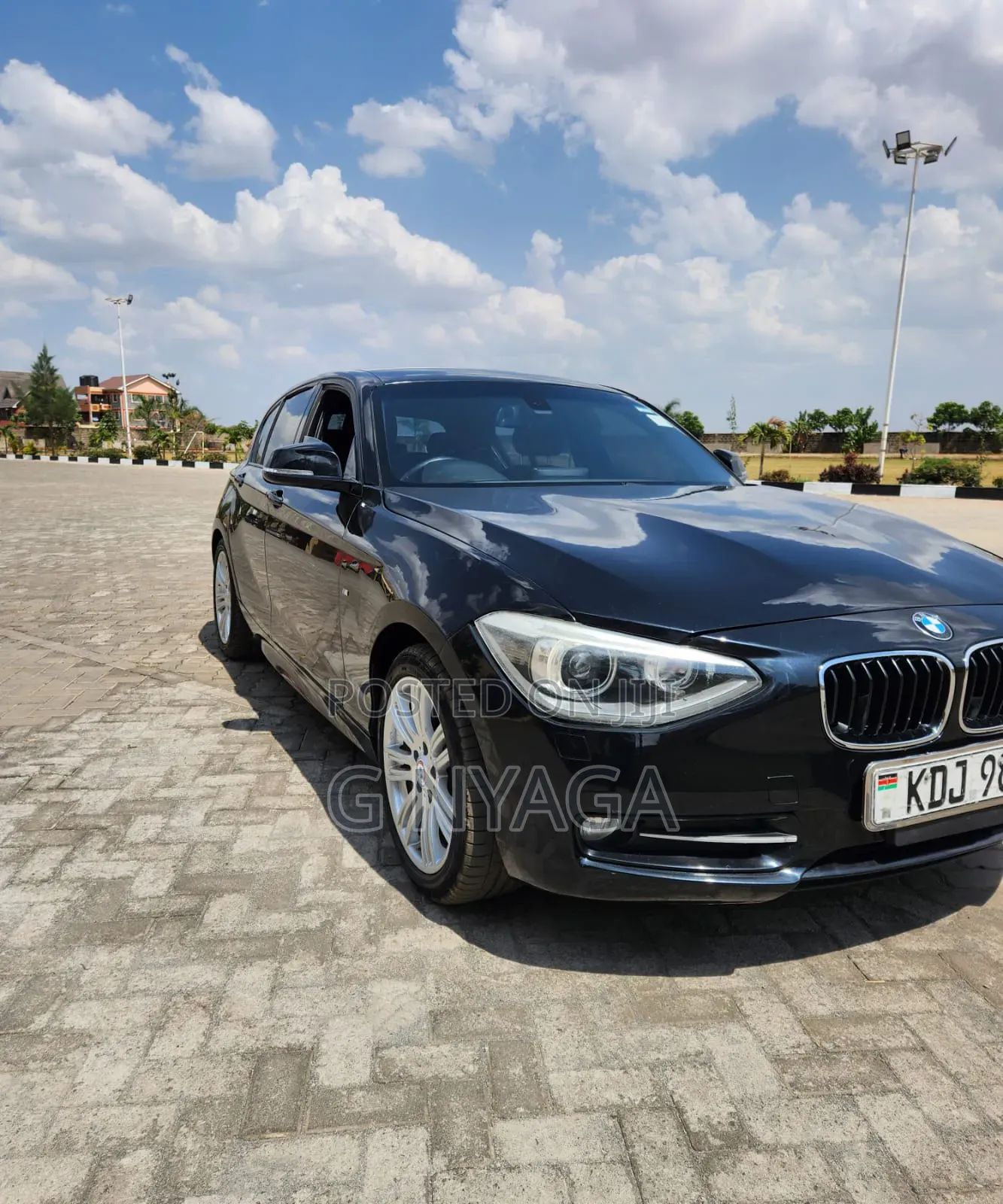 BMW 120i 2015 Black