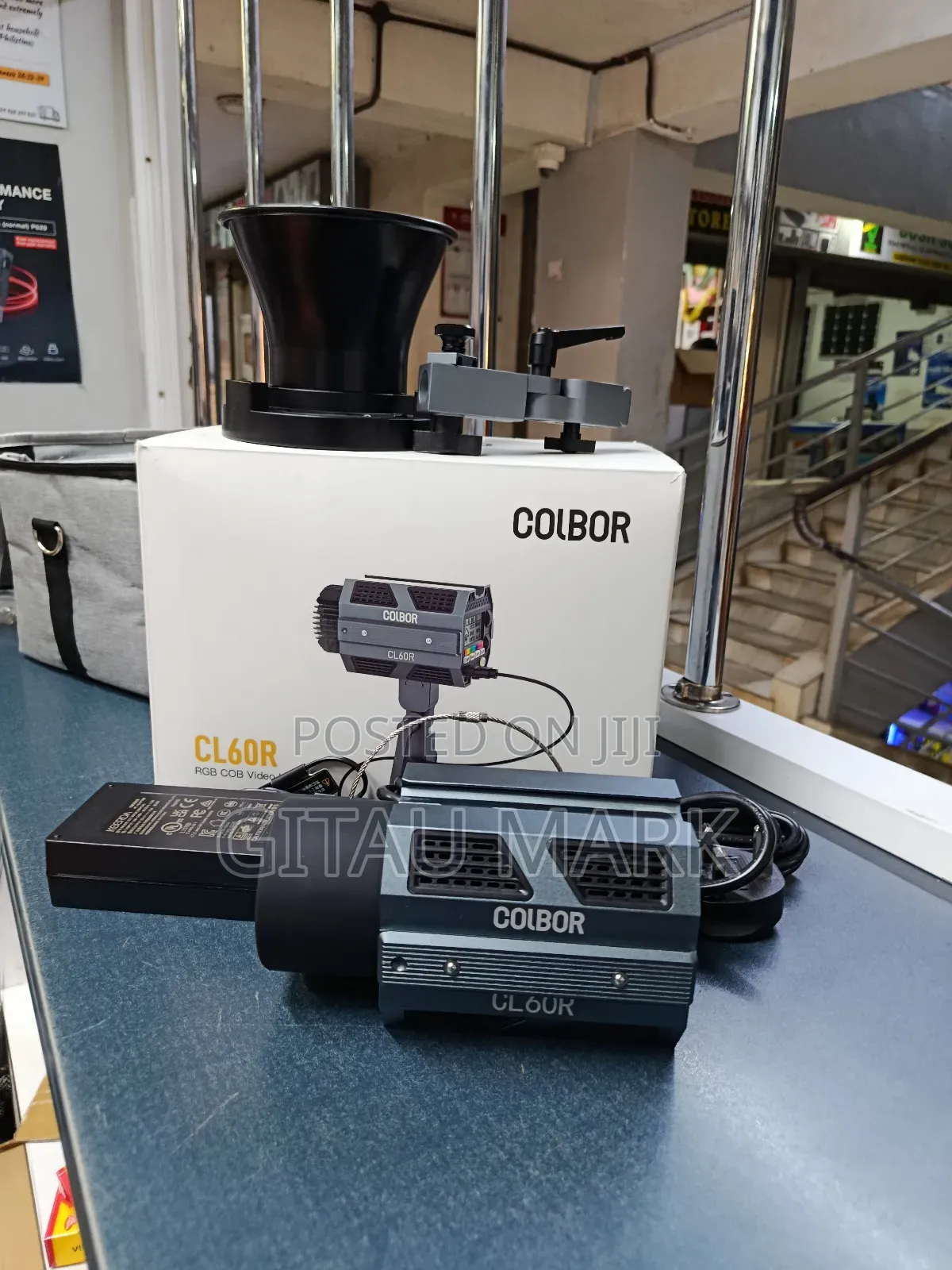 Colbor Cl60r RGB Video Light