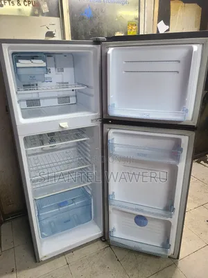 Silver Hotpoint Refrigerator Fridge
