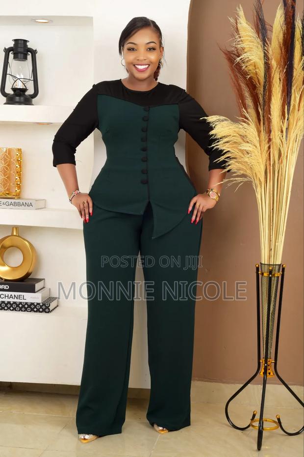Classic 2pc Set. Top And Trouser. - main view