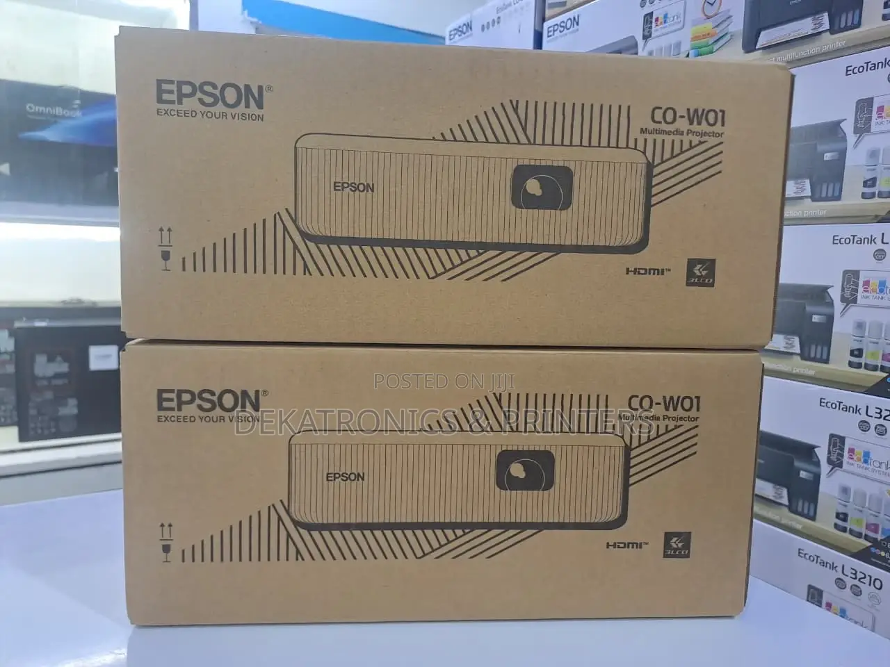 Epson Co-W01projector