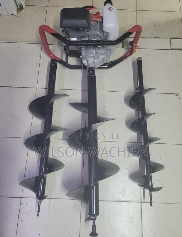 4 Strokes 3 Blades Earth Auger Machine - main view