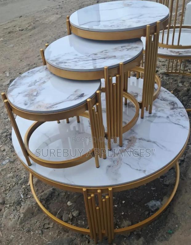 4-Piece Round Nesting Coffee Table Set Marble Top With Gold Metal Base