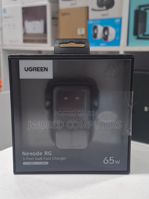 Ugreen Uno Robot 65w 3-Port Gan Fast Charger Uk Grey - Cd361