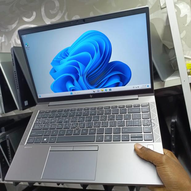 Laptop HP ZBook Firefly 14 G7 16GB Intel Core i5 SSD 256GB