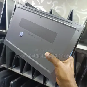 Laptop HP ZBook Firefly 14 G7 16GB Intel Core i5 SSD 256GB