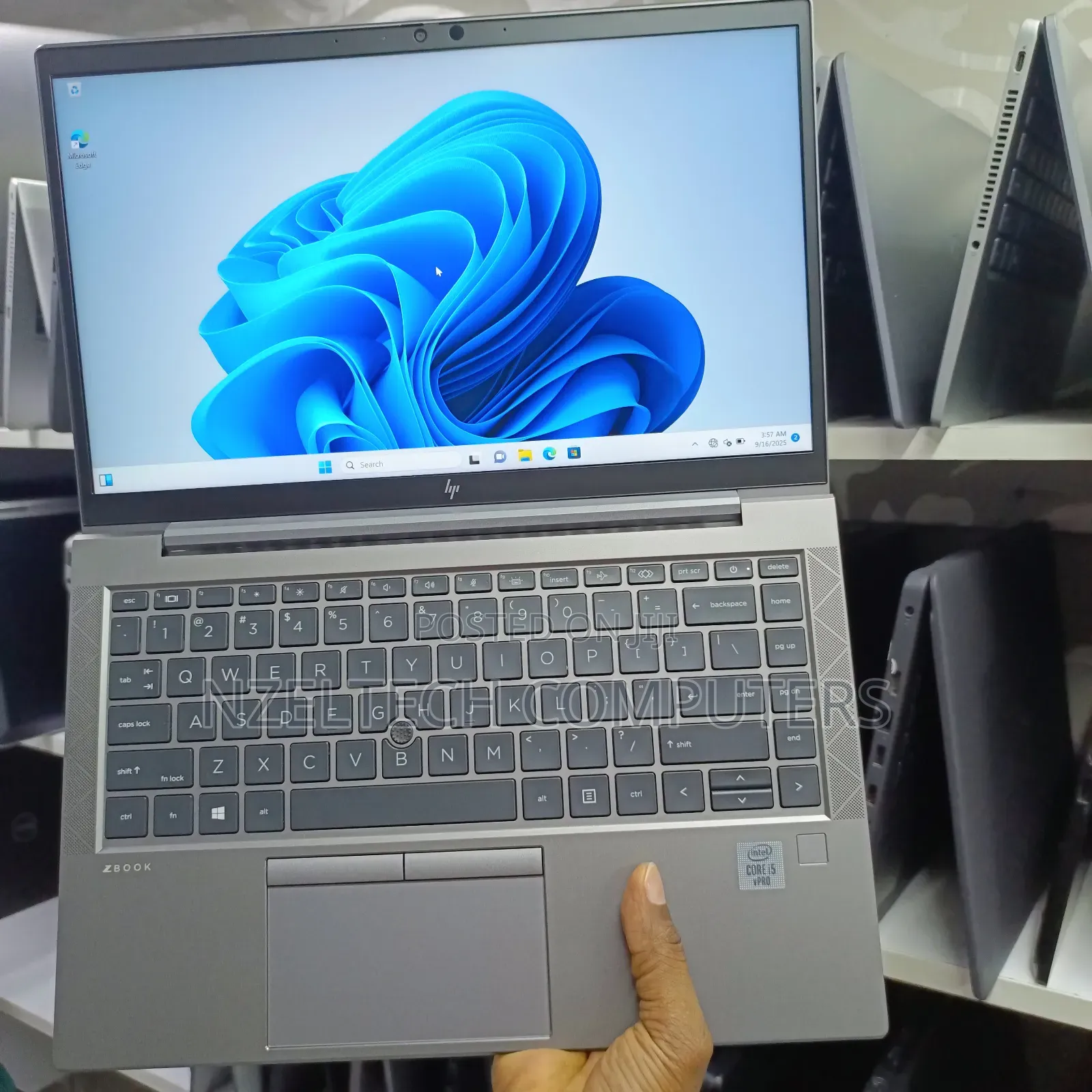 Laptop HP ZBook Firefly 14 G7 16GB Intel Core i5 SSD 256GB