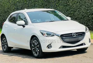 Mazda Demio 2018 Pearl