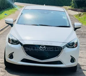 Mazda Demio 2018 Pearl