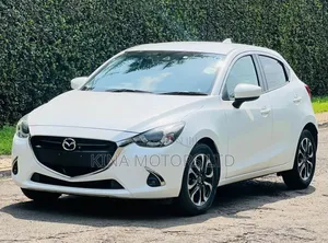 Mazda Demio 2018 Pearl