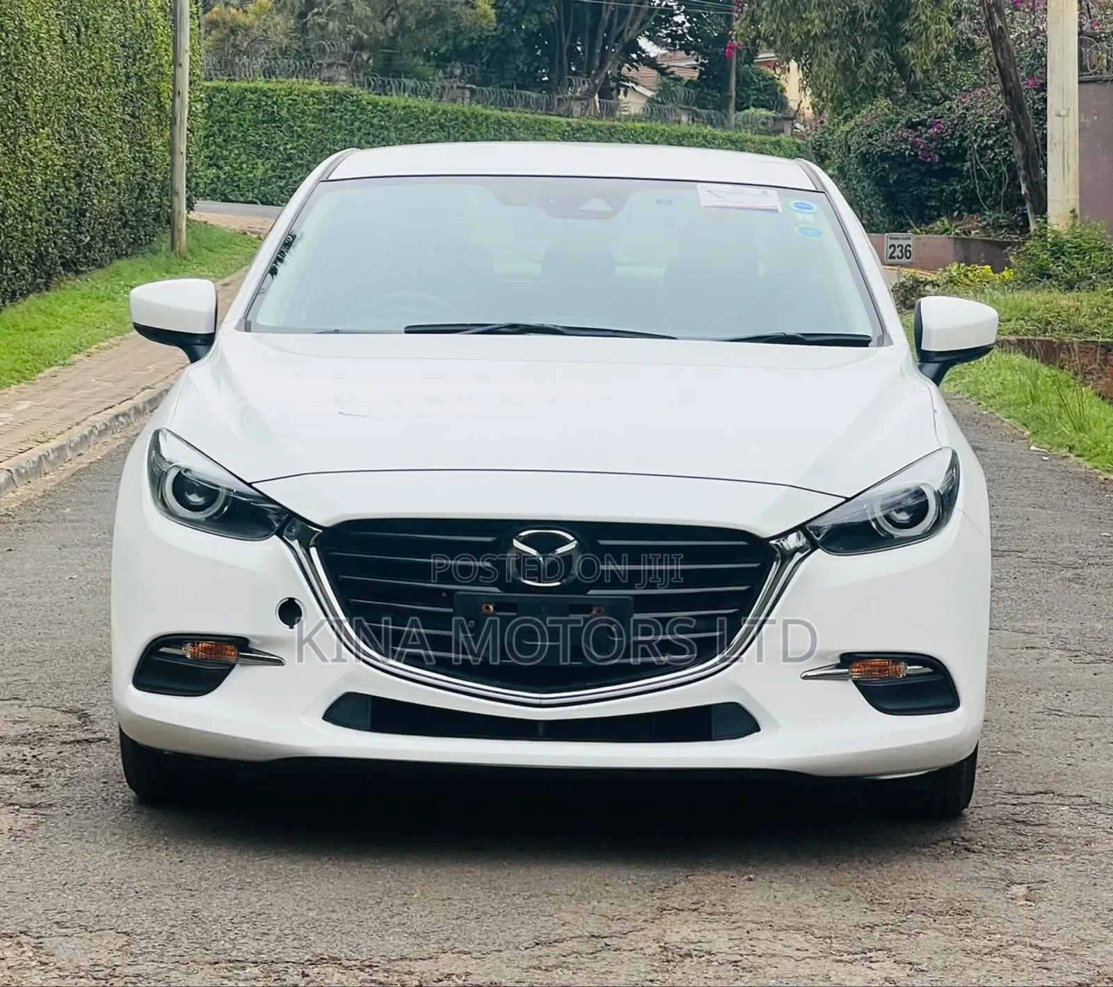 Mazda Axela 2019 White