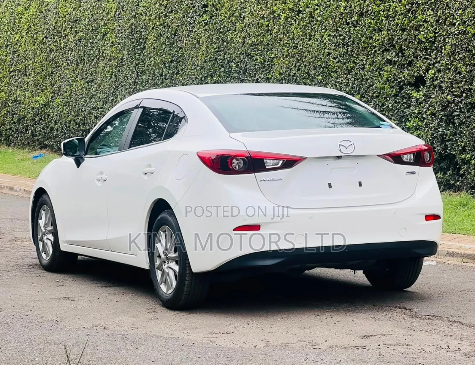 Mazda Axela 2019 White