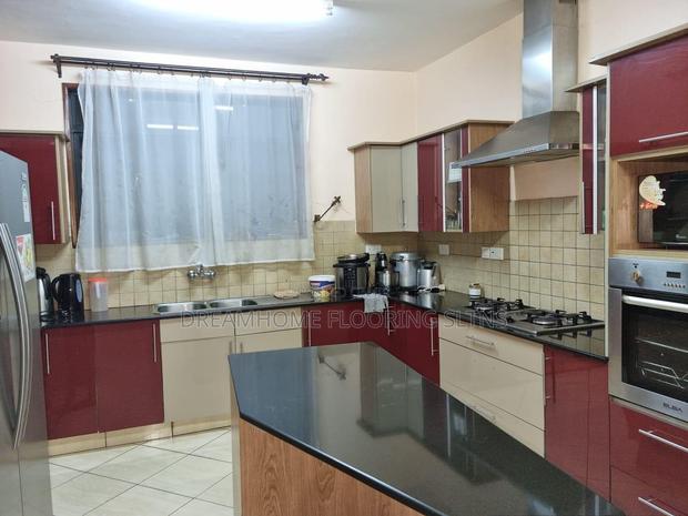 Furnished 4bdrm Mansion in Hardy for rent - thumbnail 12