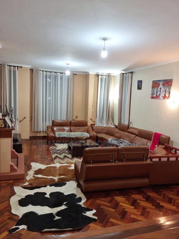 Furnished 4bdrm Mansion in Hardy for rent - thumbnail 16