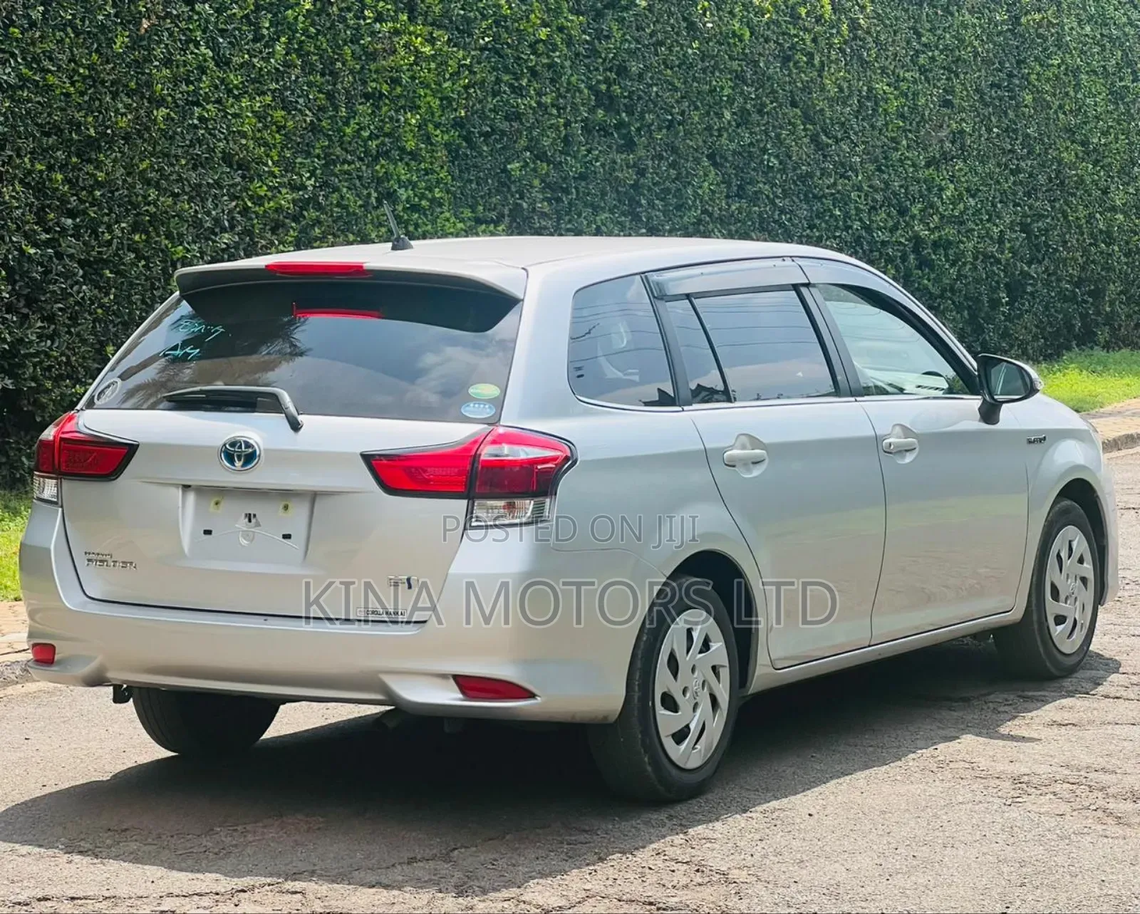 Toyota Corolla Fielder 2019 Silver