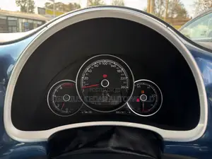 Volkswagen Beetle 2018 Blue