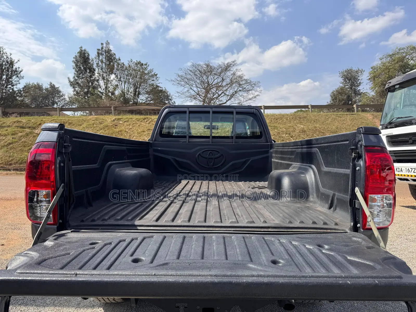 Toyota Hilux 2019 Gray