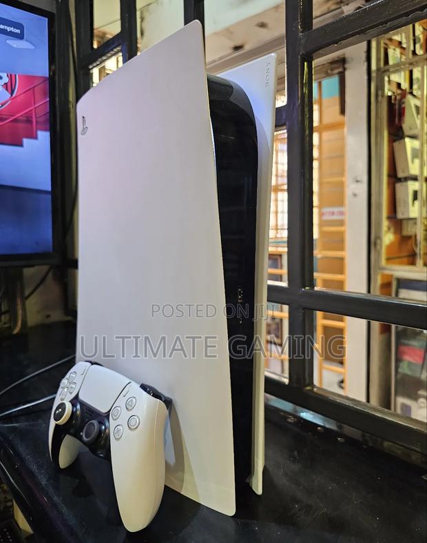 Playstation 5 Standard 825gb - thumbnail 4