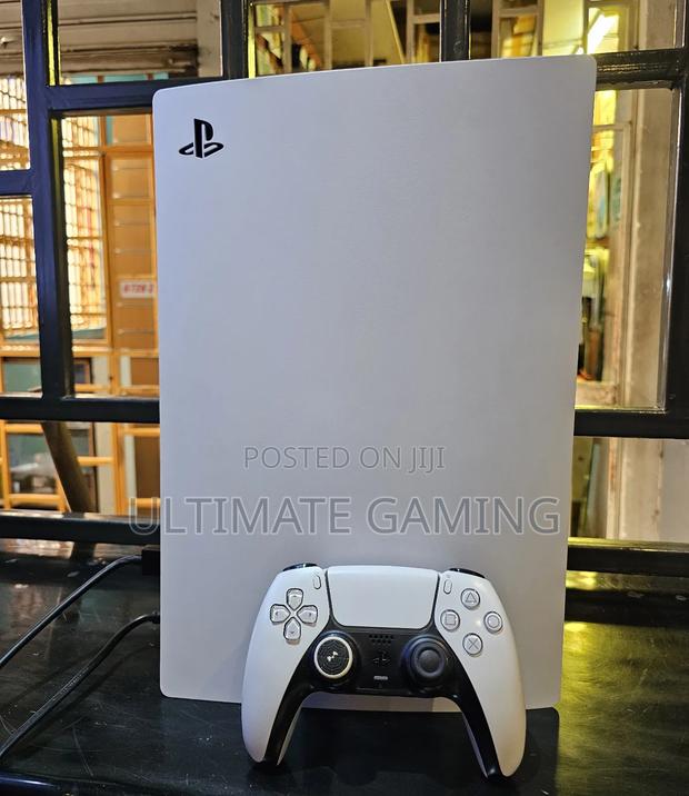 Playstation 5 Standard 825gb - thumbnail 6