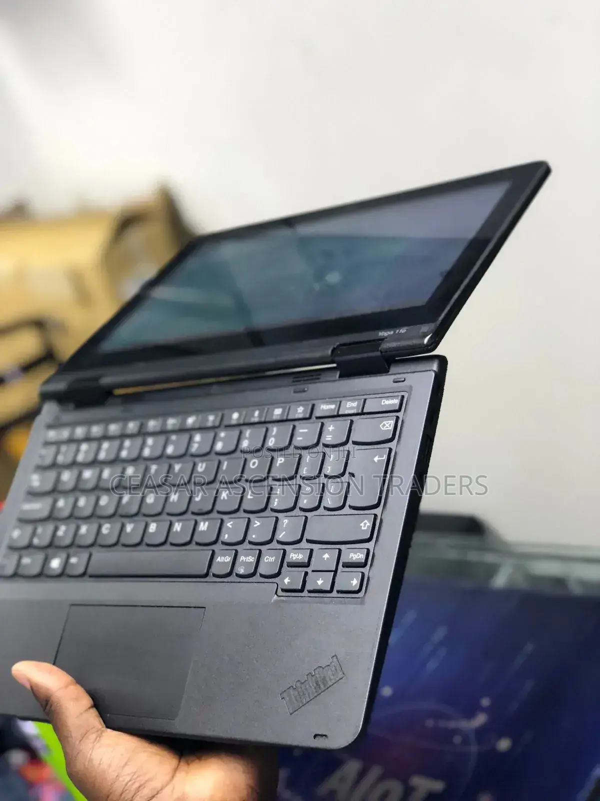 Laptop Lenovo Yoga 11e 4GB Intel Celeron SSD 128GB